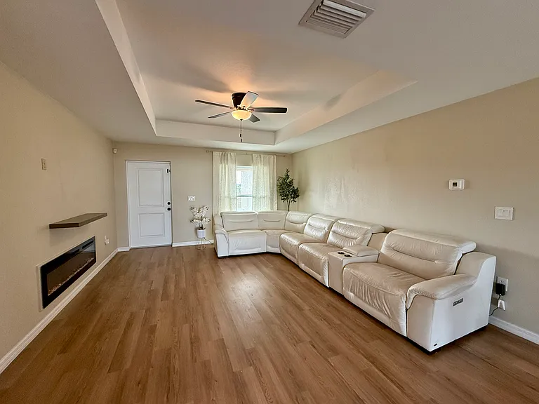 7033 Waldo Cir — Photo 4