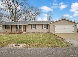 509 Jacob St, Saint Jacob, IL 62281