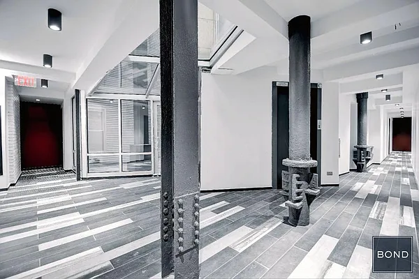 Rented by Bond New York | media 30