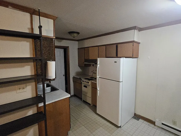 211 S Main St #3 — Photo 5