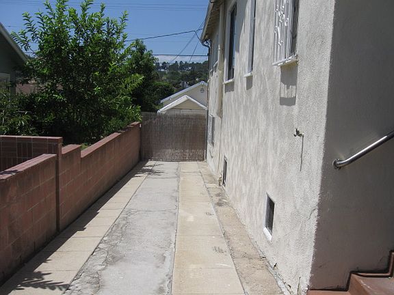 4th image of 4131 W Avenue 41