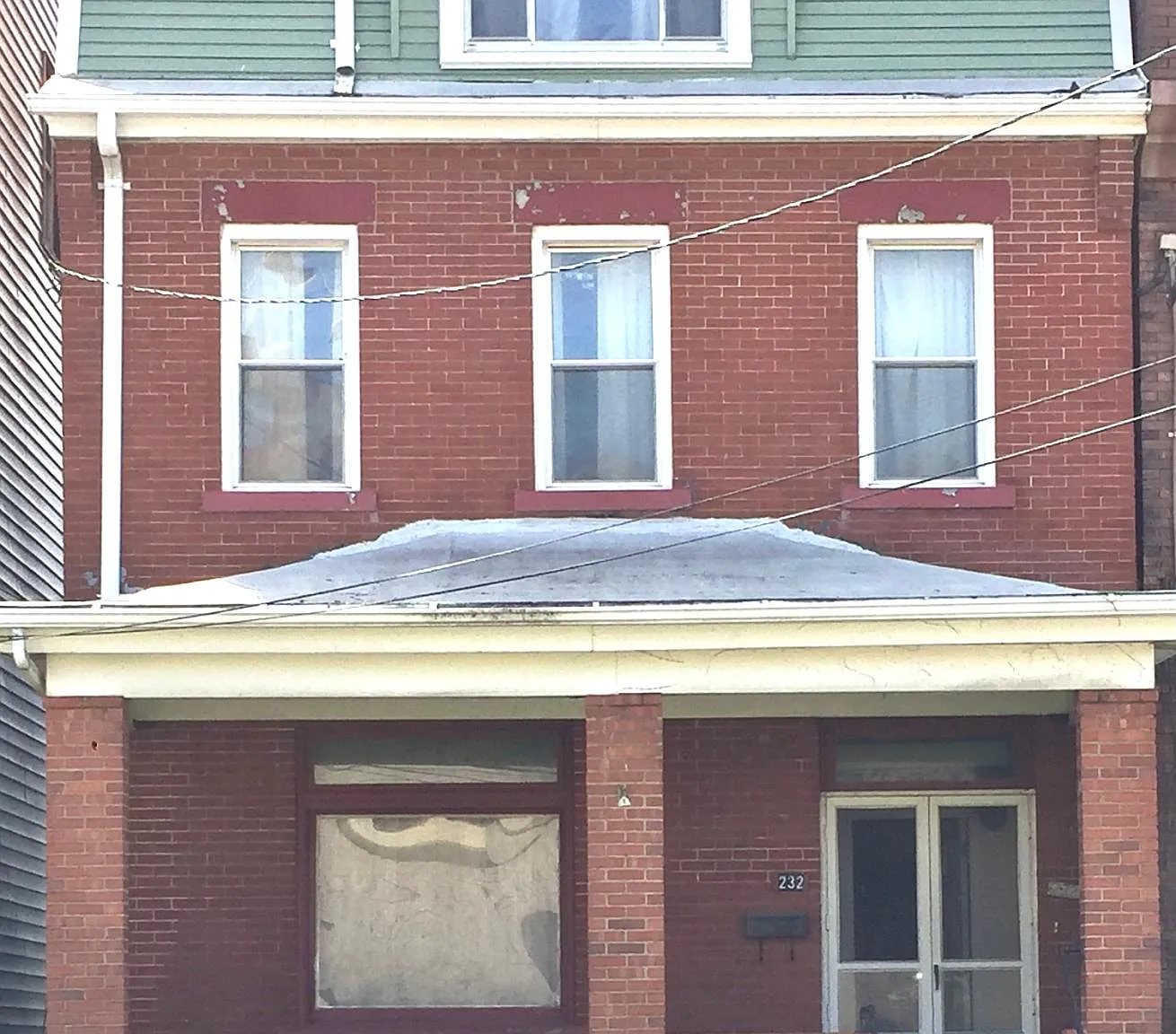 232 Ophelia St — Photo 1