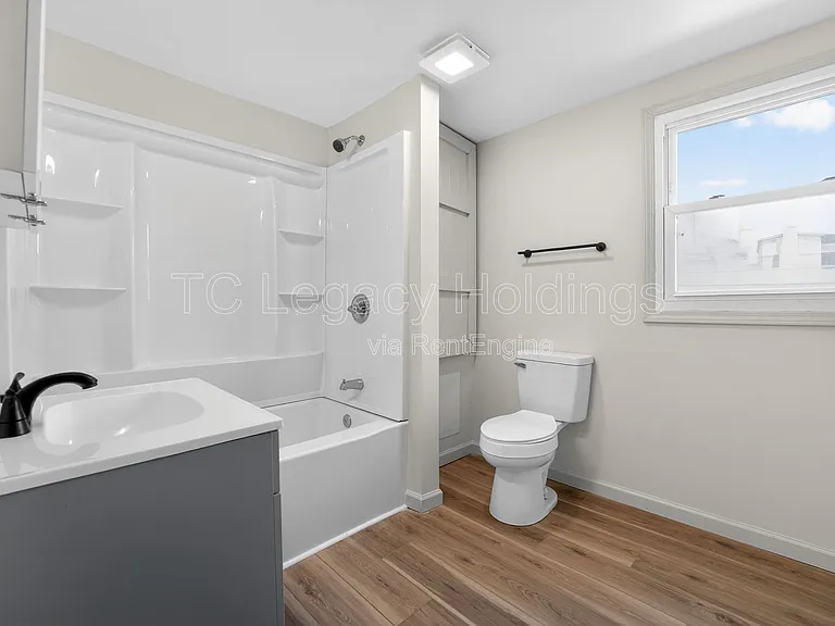 73 Beechwood Ave — Photo 30