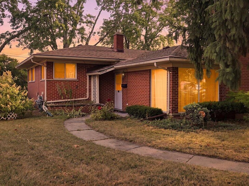 1st image of 27445 Buckingham St