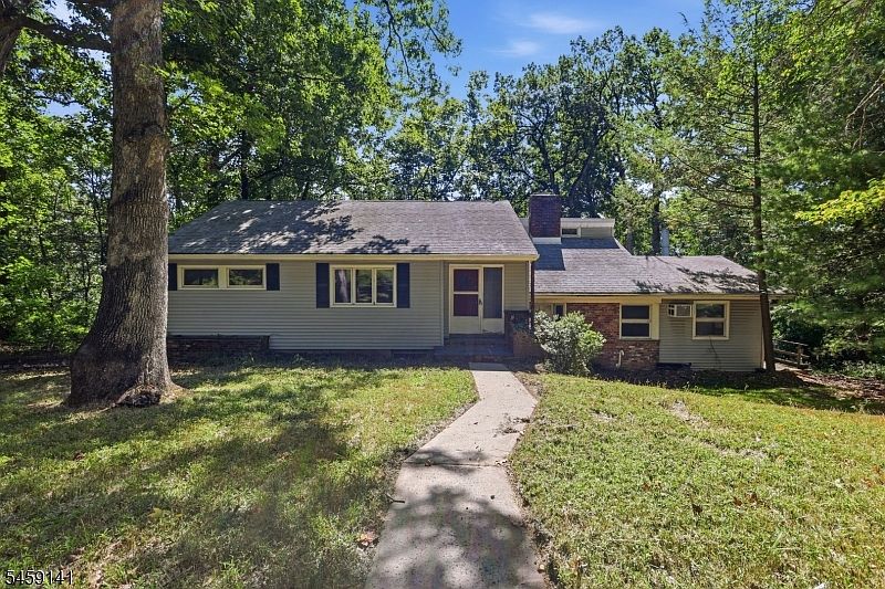 1st image of 505 Long Hill Rd