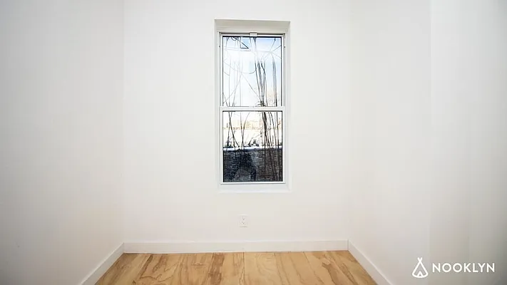 Rented by Nooklyn NYC LLC | media 33