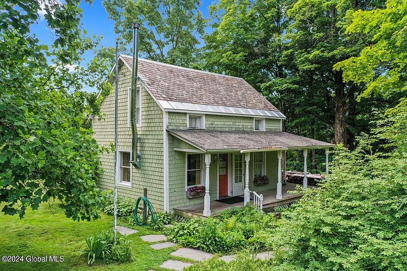 2nd image of 46 Meader Road