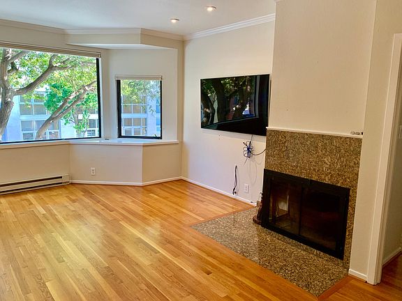 2nd image of 444 Francisco St APT 103