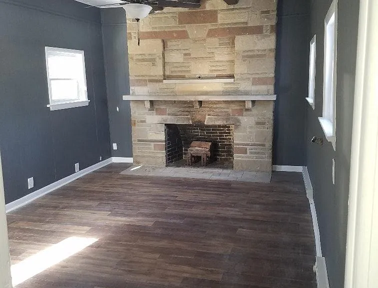 Den/Room#4