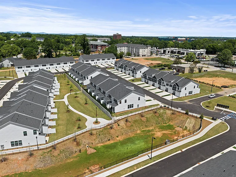 Northside Townhomes — Photo 35