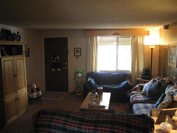 3rd image of 3550 E Voltaire Avenue
