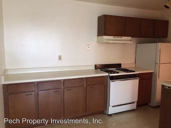 3rd image of 2505 N Frederick Ave APT 303