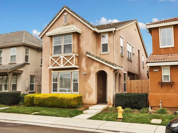 2816 Hawaiian Petrel Ave, Modesto, CA 95355