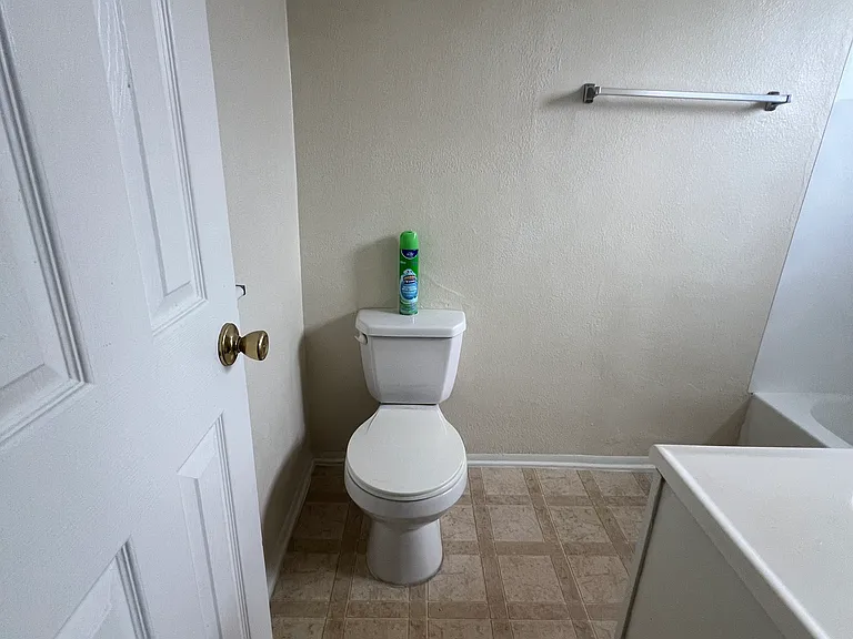 5822 Kingman Ave #H — Photo 3