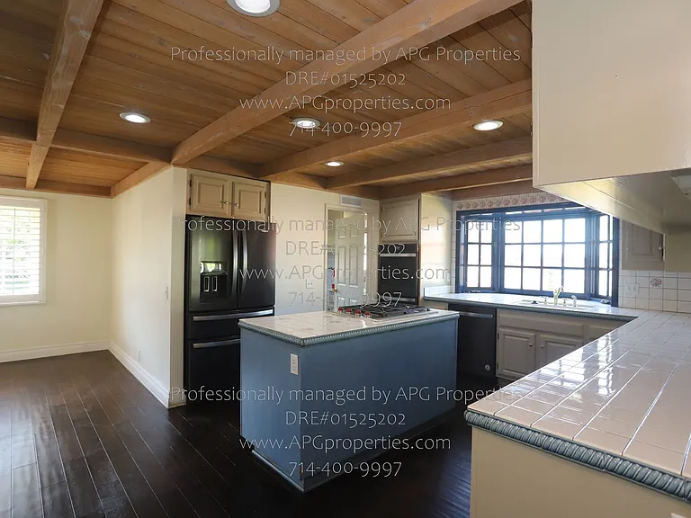 460 S Bridge View Dr — Photo 7