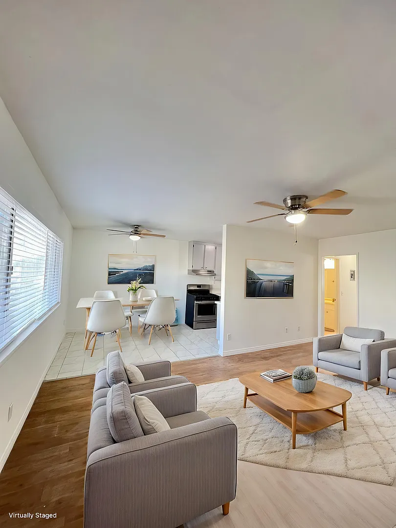 14650 Saticoy Street — Photo 2