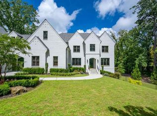 5720 Riverside Dr NW, Sandy Springs, GA 30327