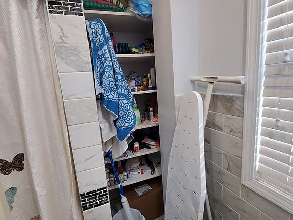 4th image of 293 Wilder St N APT 1