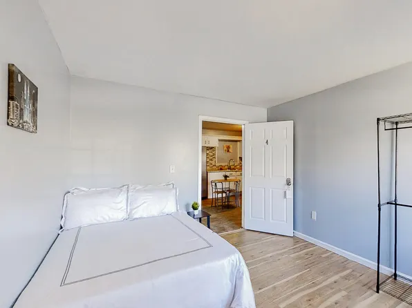 5205 Flemish Ct, College Park, GA 30349