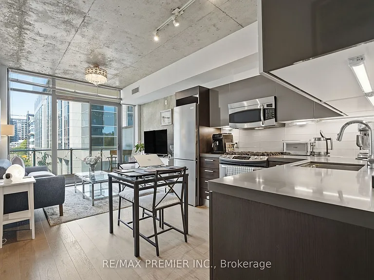 25 Stafford St #407 — Photo 22