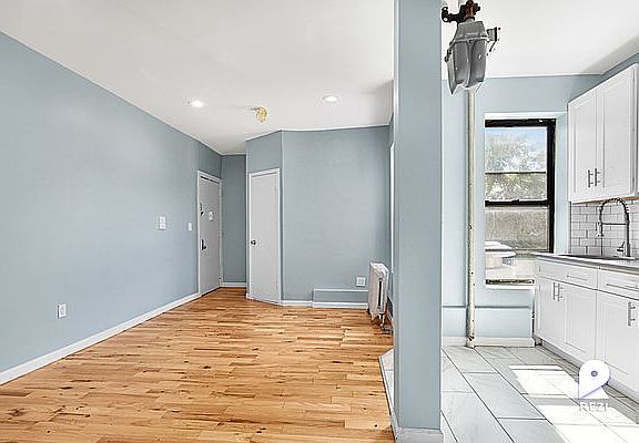 3rd image of 554 E 149th St APT 5