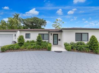 5641 SW 67th Ave, South Miami, FL 33143