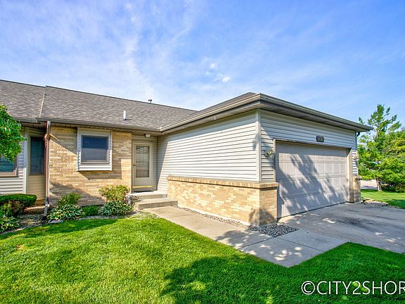 3rd image of 4313 Crest Creek Ct SW