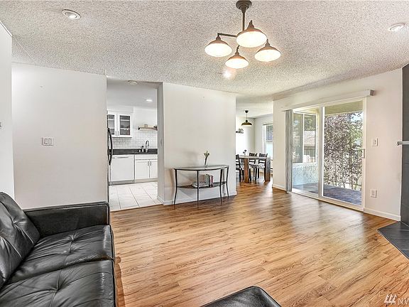 5th image of 12818 SE 41st Ln Unit B203