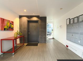 1115 Hacienda Place, West Hollywood, CA 90069