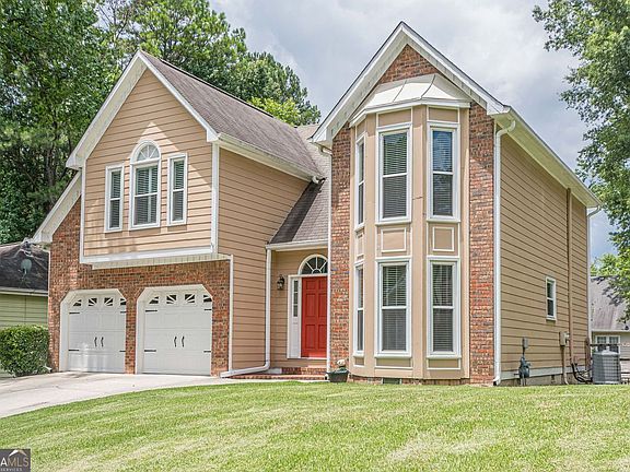 4th image of 3258 Woodcliff Way