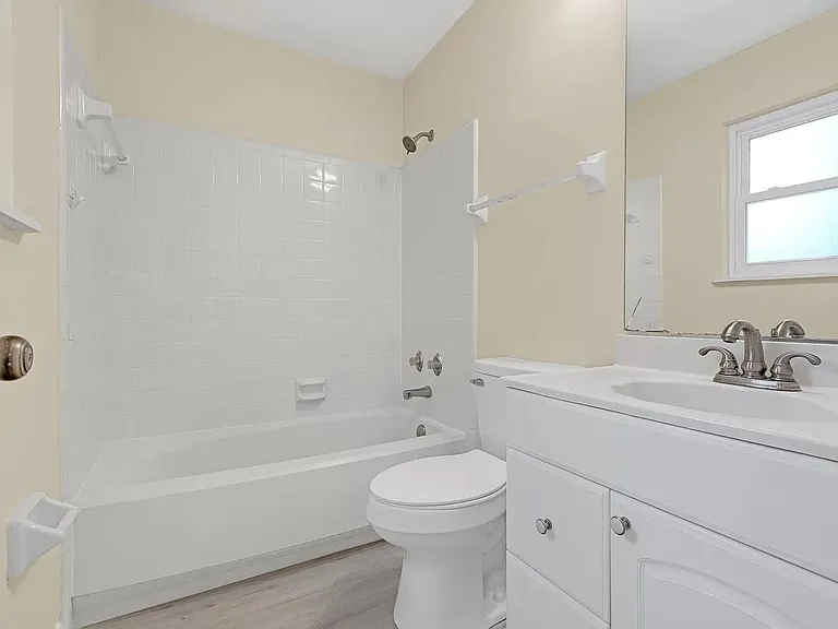 5556 Split Oak Ct — Photo 3