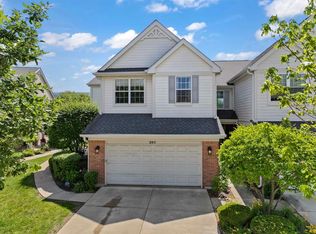 245 Westminster Dr, Bloomingdale, IL 60108