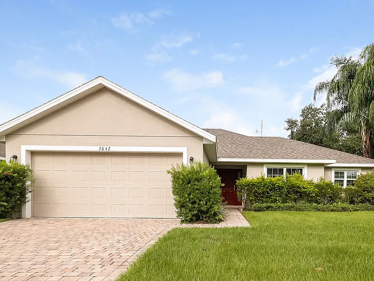 3042 Drema Dr — Photo 1