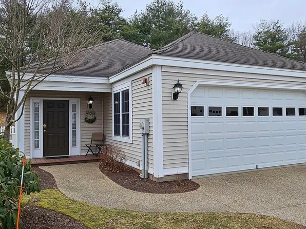 63 Kensington Lane, Bedford, NH 03110