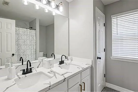 4807 Schiller Park Ln — Photo 24