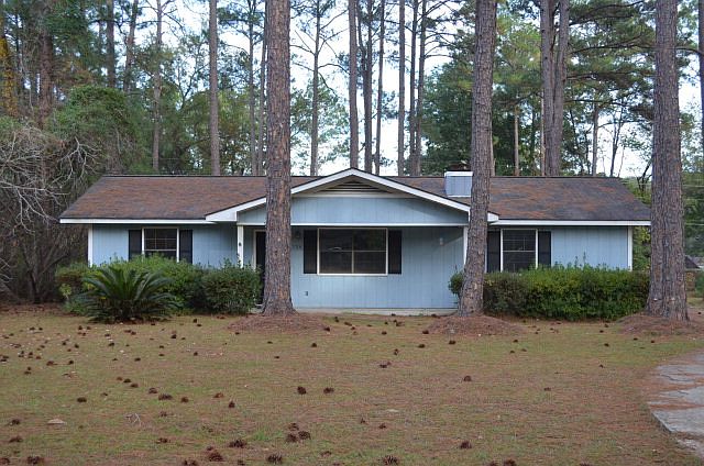 1st image of 174 Pineridge Dr
