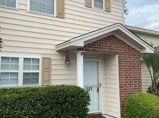 402 Sandlewood Dr, Summerville, SC 29483