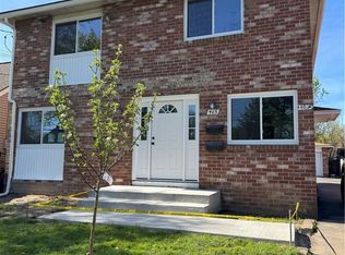 405 Garfield Ave, East Rochester, NY 14445