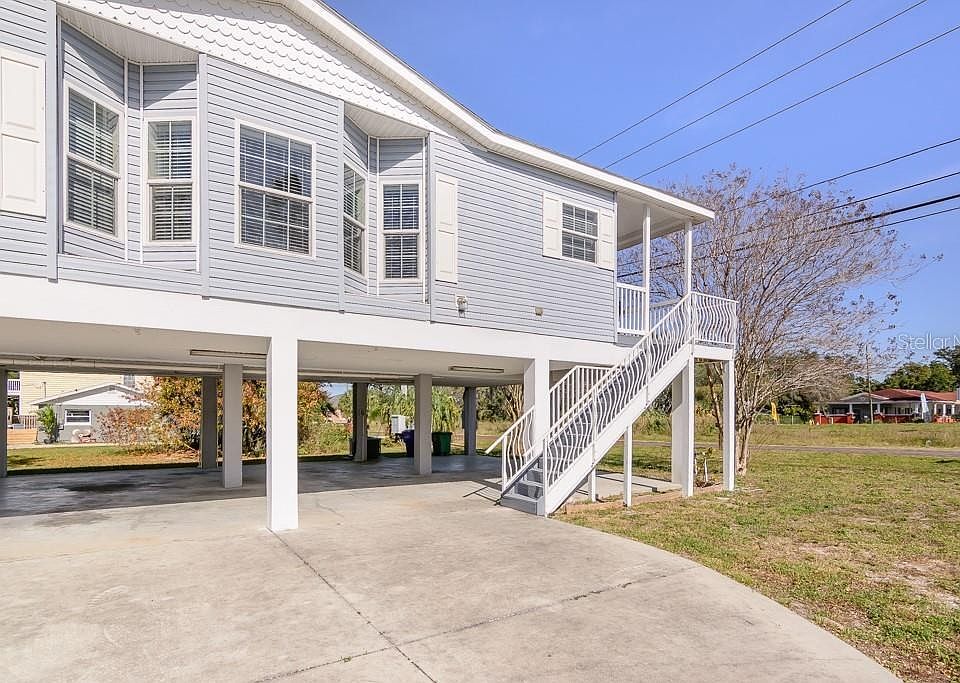 1st image of 3303 De Soto Blvd