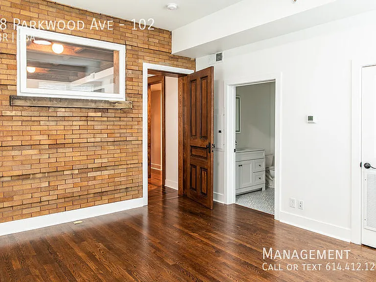 48 Parkwood Ave #102 — Photo 15