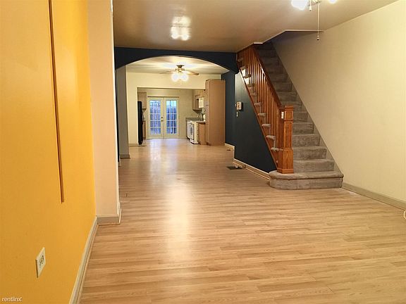 7AEA128D-7515-42C6-85F2-831AFB7D8627