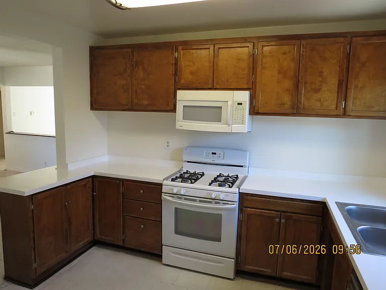 1448 Grove Ave — Photo 18