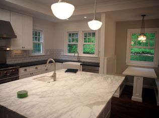 2312 N Trenton St, Arlington, VA 22207
