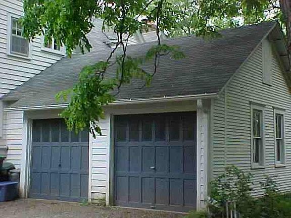 2nd image of 1207 N Hyland Ave