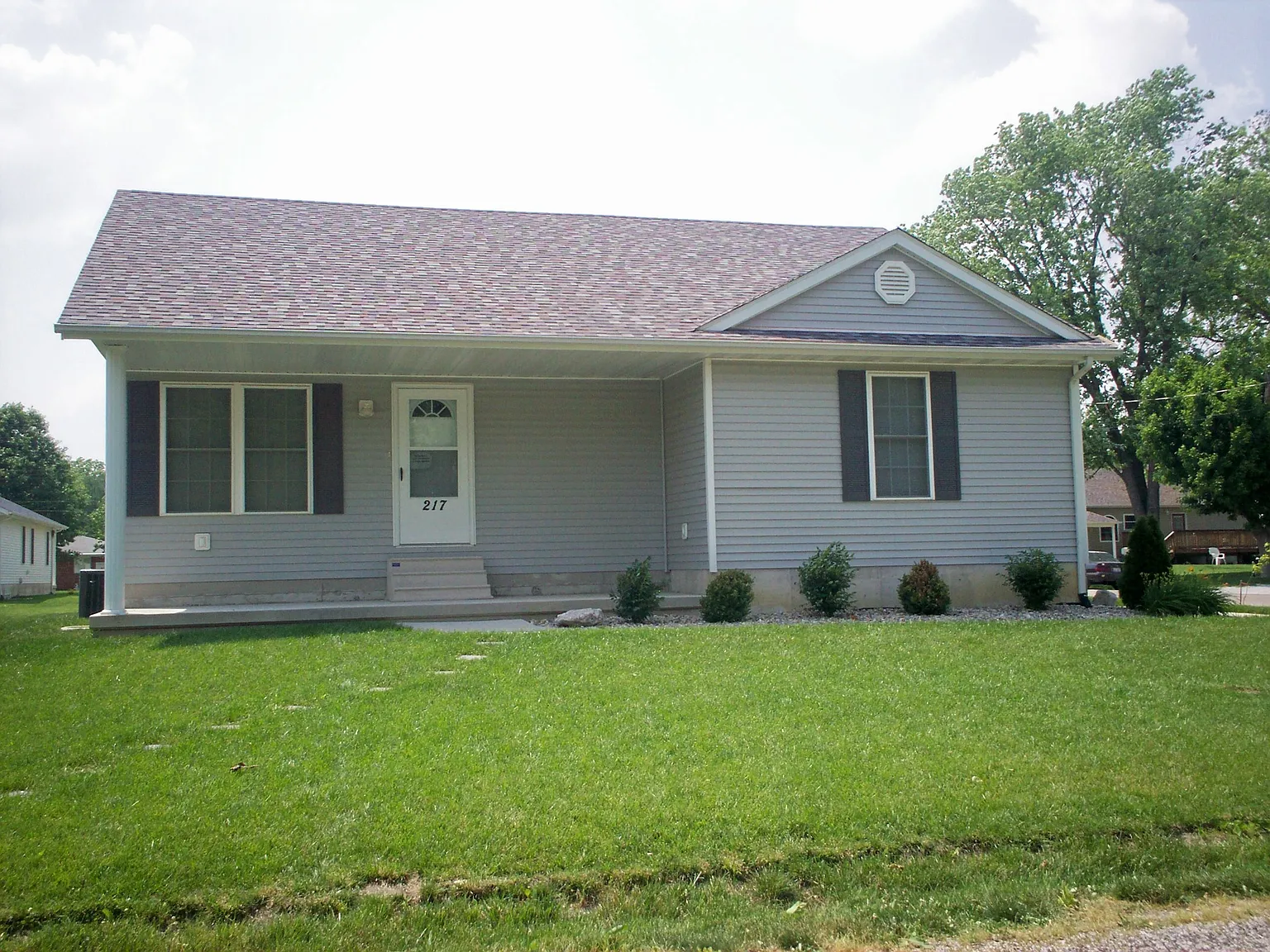 217 N Adams St photo 1