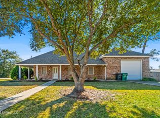 200 8th St, Bay Saint Louis, MS 39520