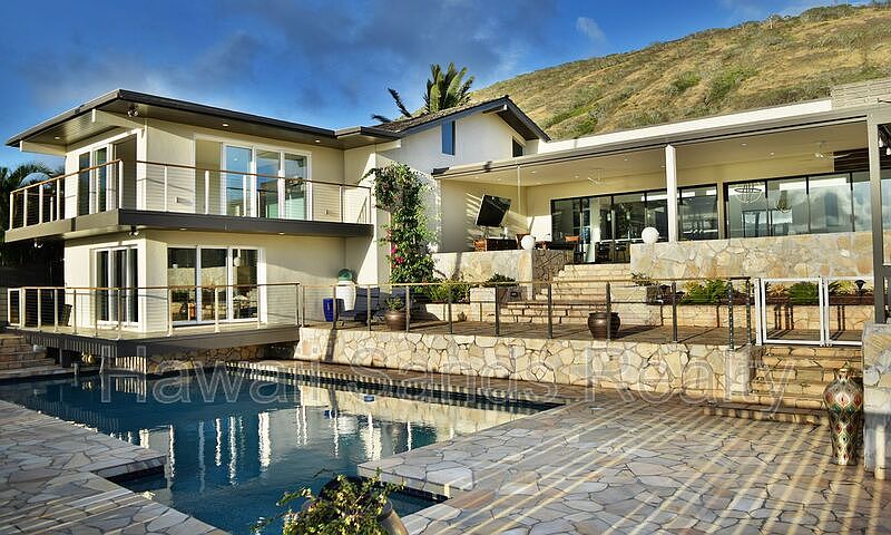 1st image of 149 Poipu Dr