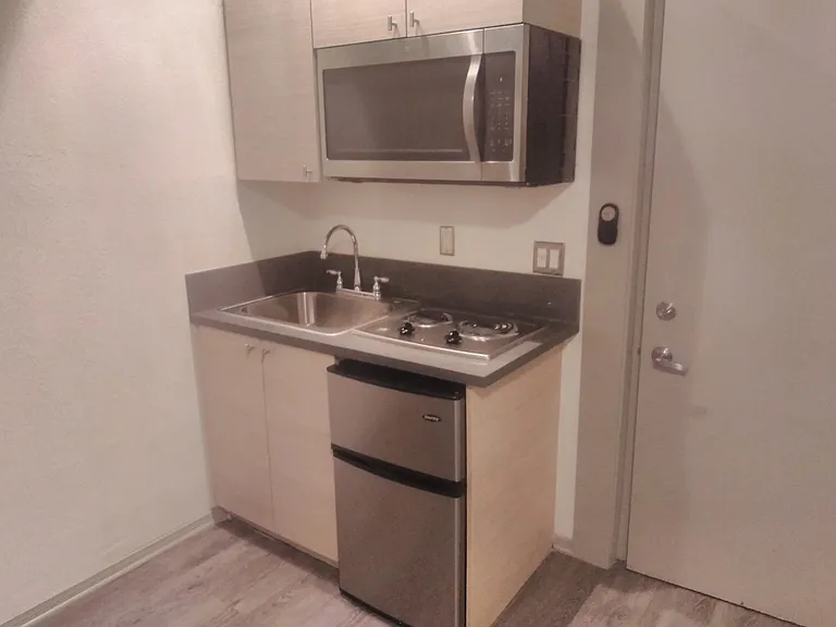 615 S Virgil Ave — Photo 14