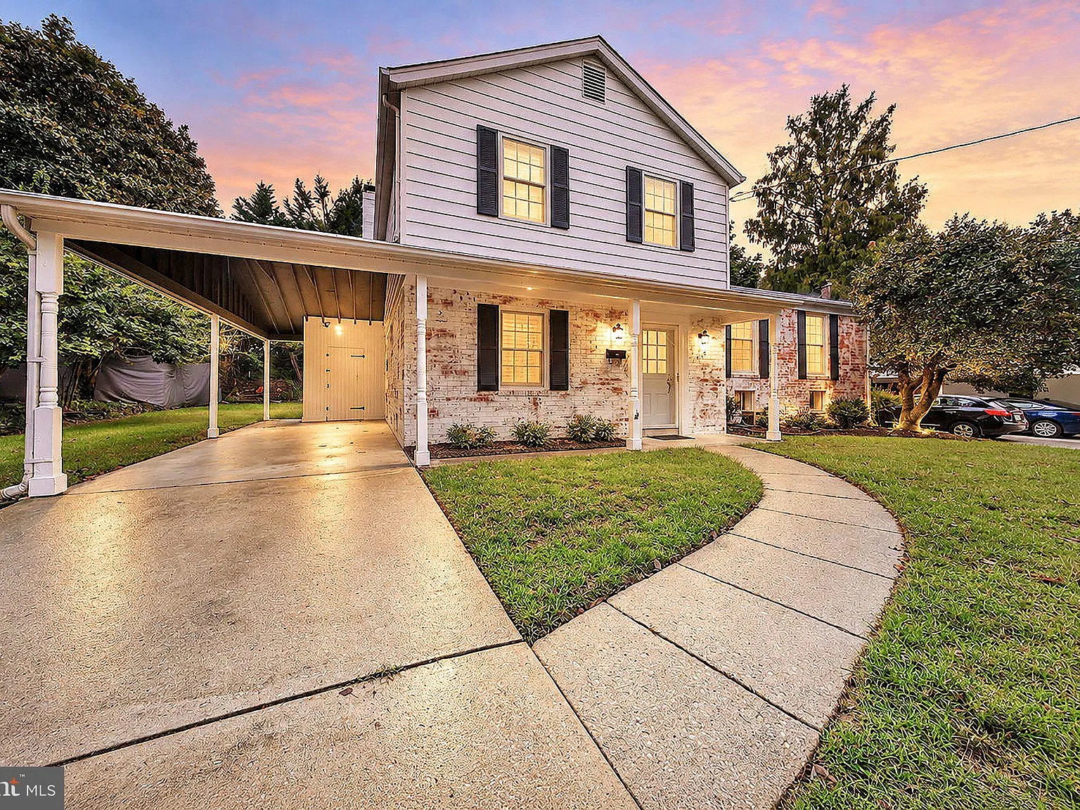 5 bed, 3.5 bath, 3108 sqft, $3,800 — Photo 1