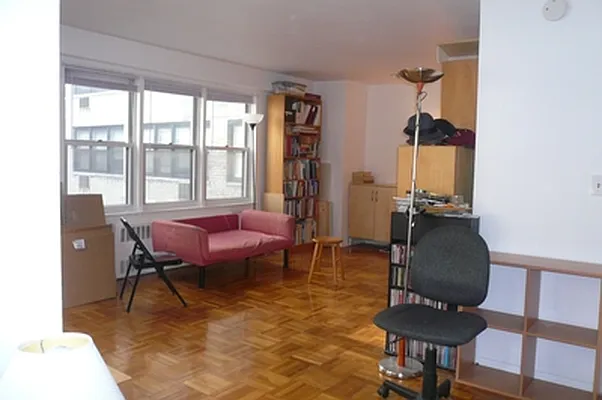 Rented by Akam Sales and Brokerage | media 1